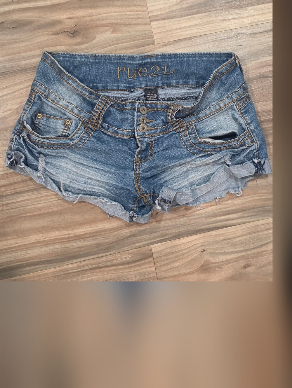 3 Button Short Shorts size 11/12